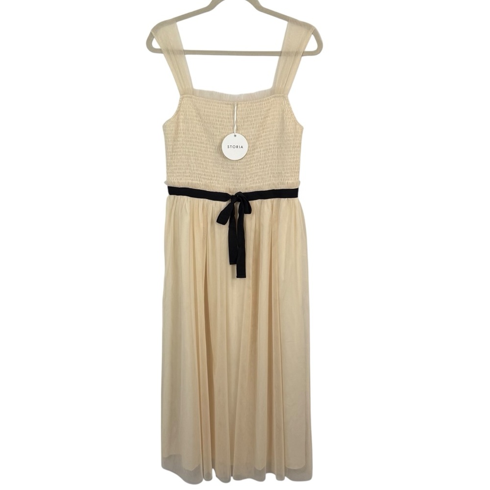 Storia Beige Midi Dress with Black Accent Size Large